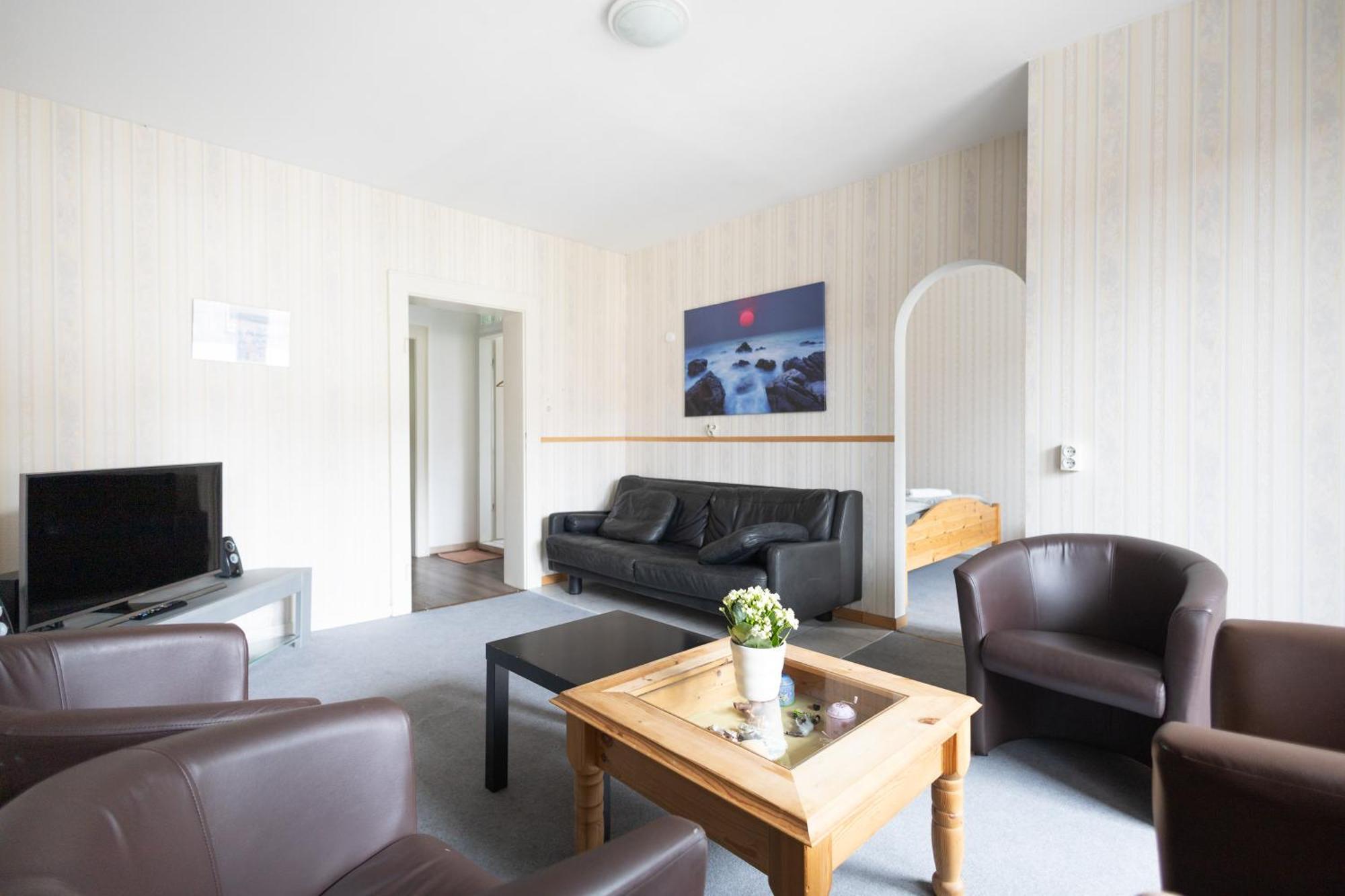 Apartmenthaus Am Waldrand- Kueche - Fruehstueck - Balkon Wildemann Exterior foto