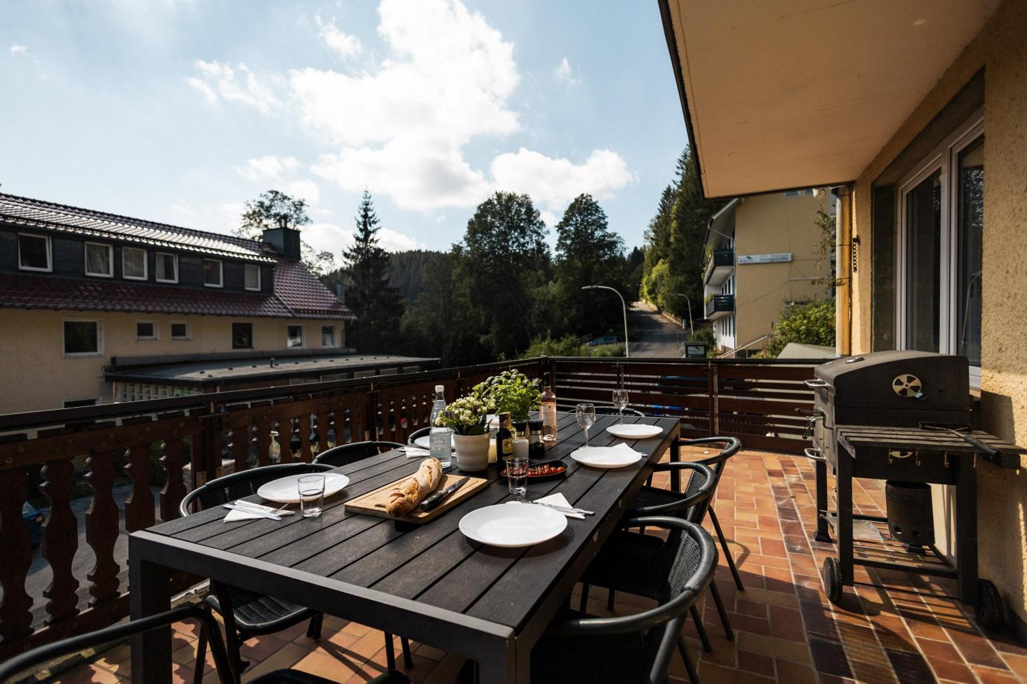 Apartmenthaus Am Waldrand- Kueche - Fruehstueck - Balkon Wildemann Exterior foto