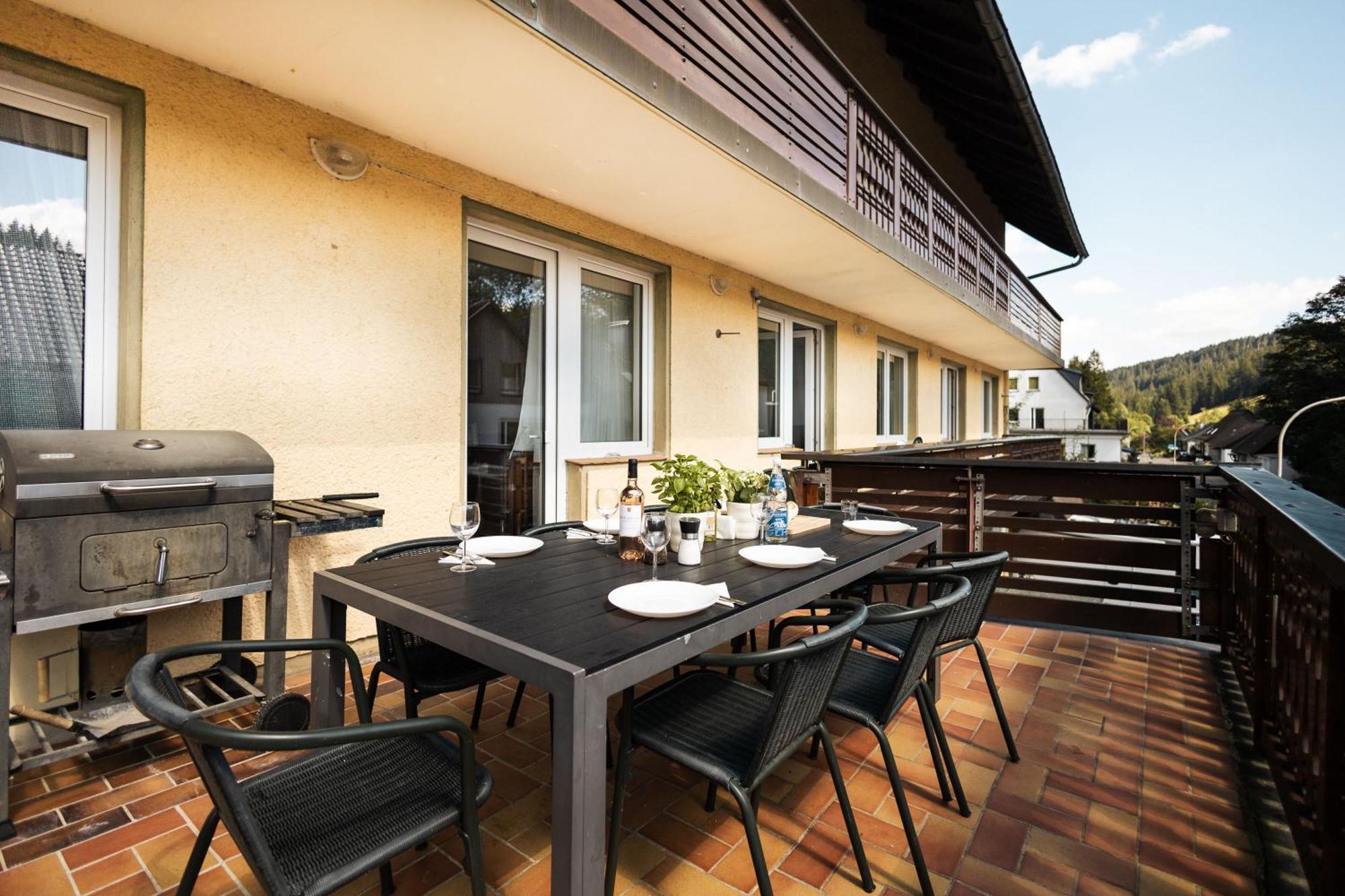 Apartmenthaus Am Waldrand- Kueche - Fruehstueck - Balkon Wildemann Exterior foto